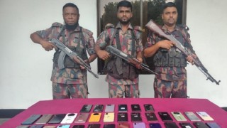বেনাপোলে ১১ লাখ টাকার ভারতীয় মোবাইল ফোন জব্দ করেছে বিজিবি